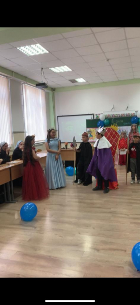 Праздник "День учителя". — Дом детского творчества Гудермесского муниципального района